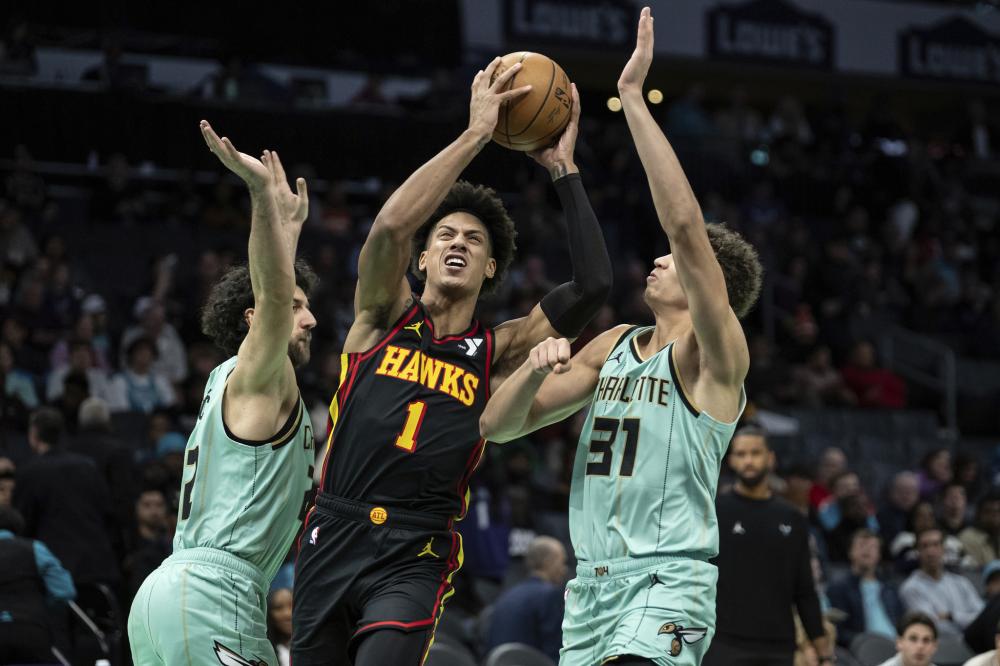 际赛事中屡 际赛事中屡